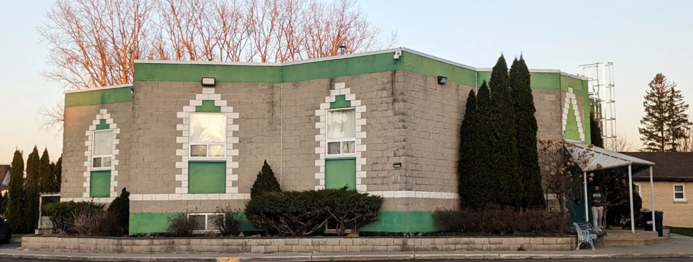 Exterior view of Sarnia Muslim Association Sarnia building